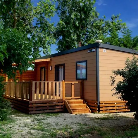 Camping Paradis Les Pins Saint-Palais-sur-Mer Exterior photo