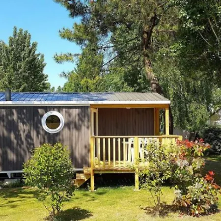 Camping Paradis Les Pins Saint-Palais-sur-Mer Exterior photo
